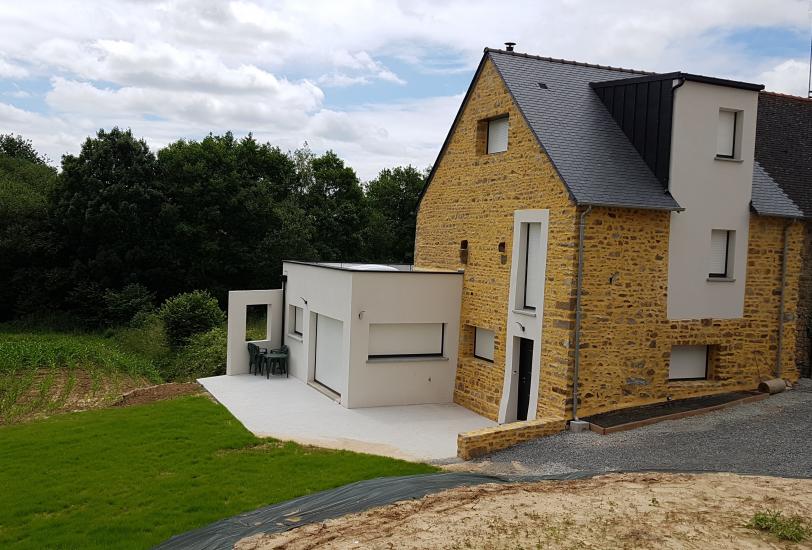 Rénovation d'une longère en ruine à Saint Aubin d'Aubigné - après