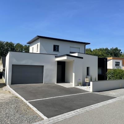Maison neuve La Chapelle Des Fougeretz éxterieur parking