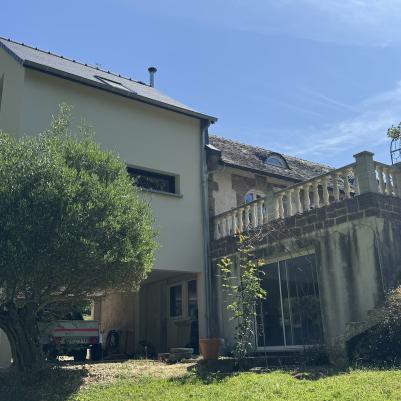 extension-maison-laillé-après-travaux-vue-extérieure-derriere